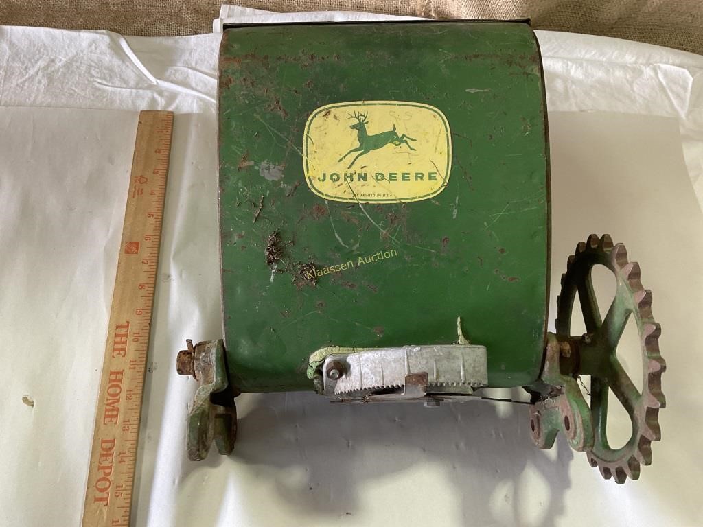 Vintage John Deere insecticide spreader sprayer