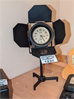 Landex Spotlight clock