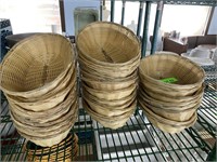 LOT: 9" Oval Food Baskets