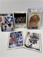 WAYNE GRETZKY LOT OF OVERSIZED CARDS