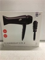 T3 LUXE 2i PROFESSIONAL HAIR DRYER