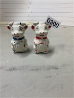 Smiling Cows Salt and Pepper Shakers