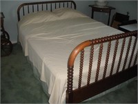 Full Size Spindle Bed  Headboard,Footboard &