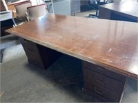 Large Executive Style Desk-Needs polished