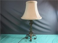 *Beautiful Vintage Metal Base Lamp With Floral &