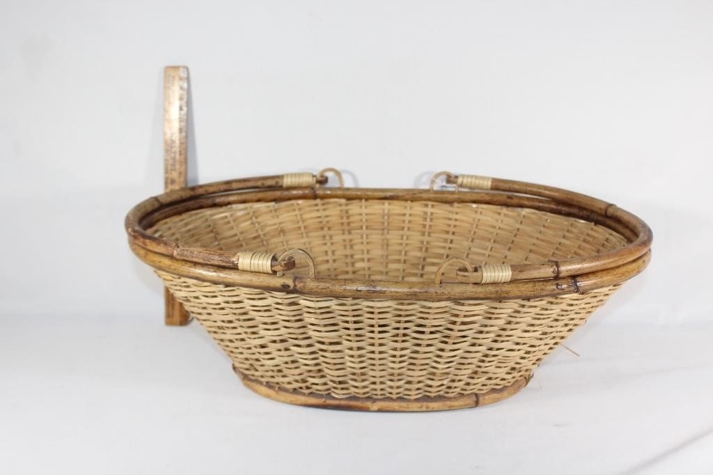 VTG Two handled basket