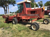 IH 5000 diesel windrower