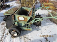 Speck 3 wheeled gravel spreader (NO MOTOR)