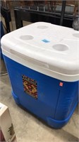 IGLOO COOLER ON WHEELS