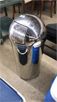 STAINLESS TRASH CAN W. LID