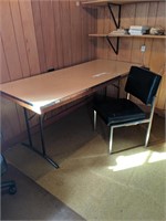 Folding Table & Metal/Vinyl Chair