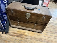 VINTAGE WOODEN BOX WITH MULTIPLE DRAWERS OF TOOLS