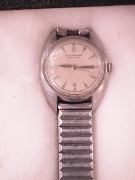 Gerard Perregaux Gyromatic man's wristwatch