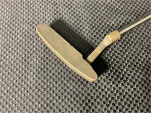 VINTAGE PING A BLADE RIGHT HAND PUTTER