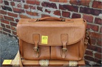 Leather Hartmann Shoulder Bag