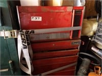 Snap-on roll around toolbox