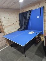 Ping Pong table (folds) w/ net & cover