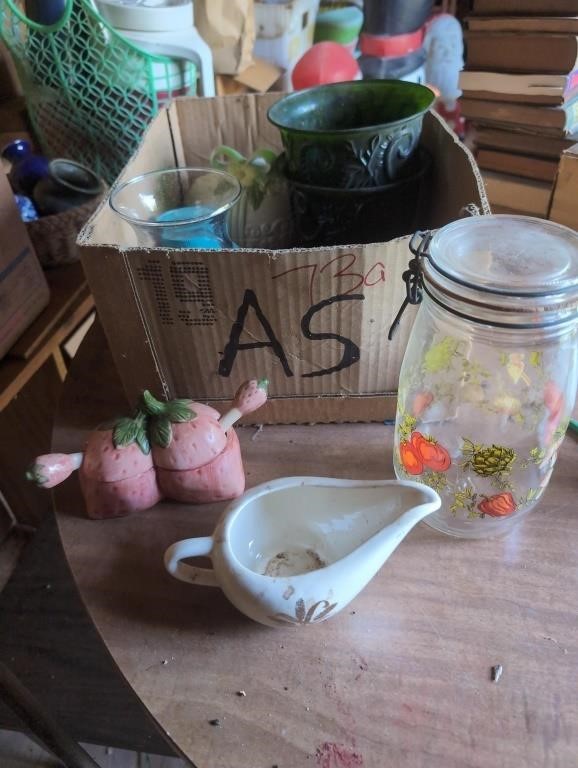 Strawberry server, veggie jar, plastic planters