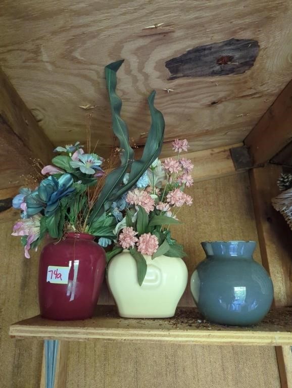 3 vases 2 w flowers