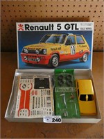 Bandai Renault 5 GTL Plastic Car Model