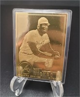 1996 Phil Niekro 22kt Gold baseball card