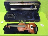 Palatino Violin w/ Case  "unused"