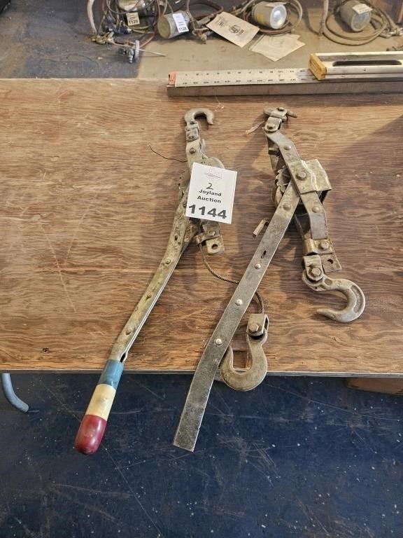 Set of 2 Come Along Cable Puller with 2 Hooks