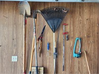 Garden Tools Grouping