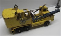 MICHIGAN METAL TOY CRANE WITH ATTACHMENTS 18"