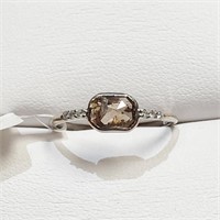 $2600 10K  Diamond(0.85ct) Ring