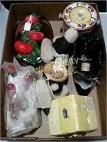 (2) Boxes of Misc. Glassware