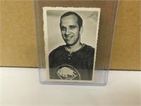 1970-71 OPC Roger Crozier #11 Deckle Hockey Card