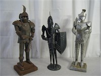 3 count metal knights 16"