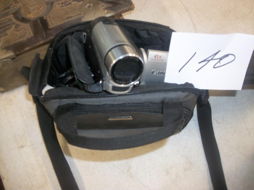 CANON CAMCORDER & CASE