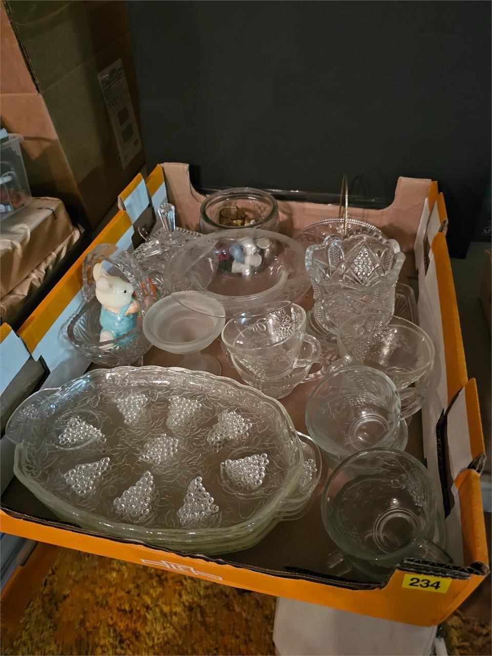 Crystal plates, platters, tea cups