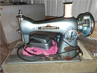 Sewing Machine Universal