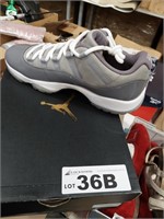 Mens Air Jordan II Retro Low Grey Sneakers