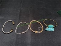 (4) Bracelets