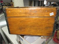 Vintage 17l X 13" w X 10"h wood storage Box