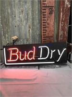 Bud Dry neon light