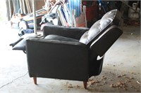 New Brown leather recliner