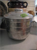 Alum Ice Bucket with lid