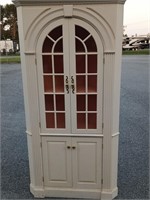 Corner Cabinet 4 door Sunburst Arch top doors