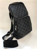 Police Auction: Louis Vuitton Bag