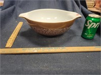 Brown Pyrex Woodland Mixing Bowl