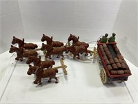 CAST IRON BUDWEISER CLYDESDALE HORSES AND BEER
