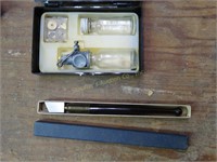 Brookstone glass cutter & pin striping bottle