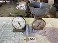 Pair of kitchen scales