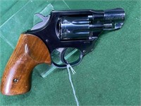 High Standard Sentinel MK IV Revolver, 22 Mag.
