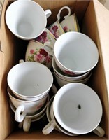 New Menuet Tea Cup Set